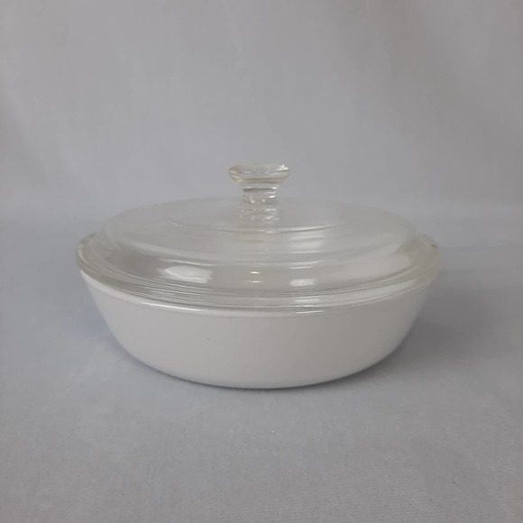 Corning Ware 6 1/2" Suacepan with Lid, Blue Cornflower Design - Picture 4 of 9